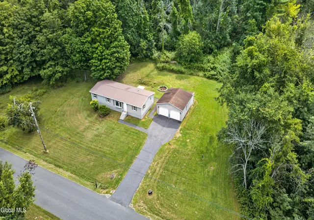Photo 3 of Single family home for sale at 683 Knickerbocker Rd, Schaghticoke, NY 12154 | MLS# 202624773 | Listing updated on 2026-09-18