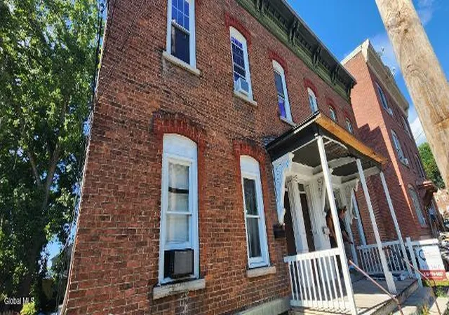 Photo 2 of Sale Pending at 10 Voorhees St #10, Amsterdam, NY 12010 | MLS# 202624862 | Listing updated on 2026-09-16