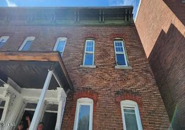 Photo 3 of Sale Pending at 10 Voorhees St #10, Amsterdam, NY 12010 | MLS# 202624862 | Listing updated on 2026-09-16