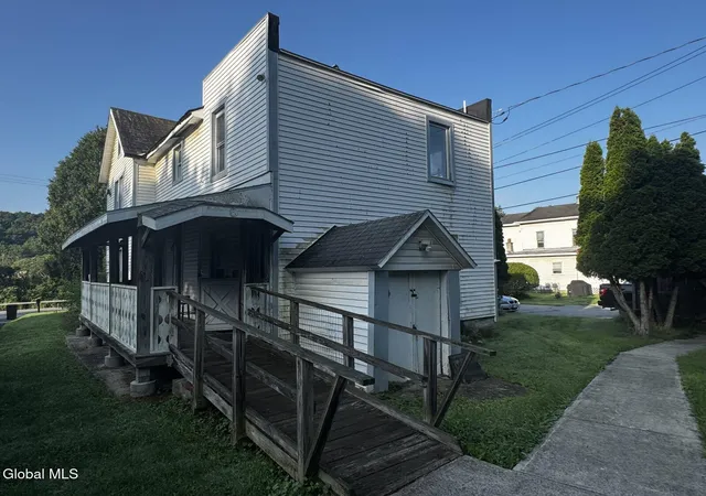 Photo 3 of Sale Pending at 53 Nys Route 67, Mechanicville, NY 12118 | MLS# 202624673 | Listing updated on 2026-09-01