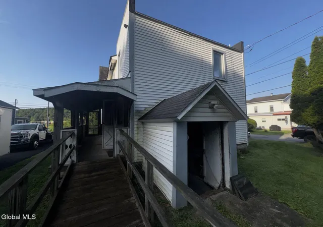 Photo 3 of Sale Pending at 53 Nys Route 67, Mechanicville, NY 12118 | MLS# 202624673 | Listing updated on 2026-09-01