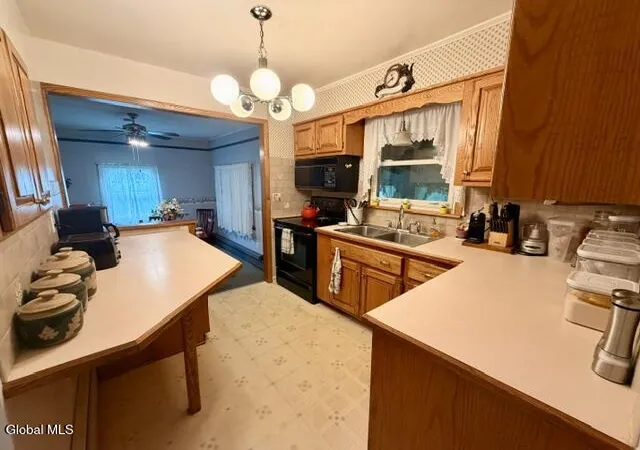 Photo 3 of Single family home for sale at 9 Clearview Blvd, Schodack, NY 12033 | MLS# 202624952 | Listing updated on 2026-09-08