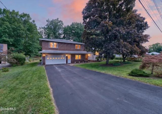 Photo 1 of Single family home for sale at 25 Tice Rd, Guilderland, NY 12203 | MLS# 202624873 | Listing updated on 2026-09-16