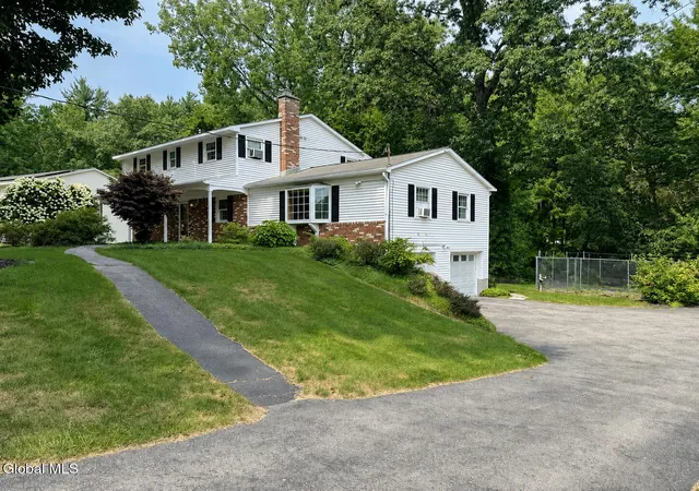 Photo 1 of Sale Pending at 25 N Hill Dr, Clifton Park, NY 12019 | MLS# 202624719 | Listing updated on 2026-09-01