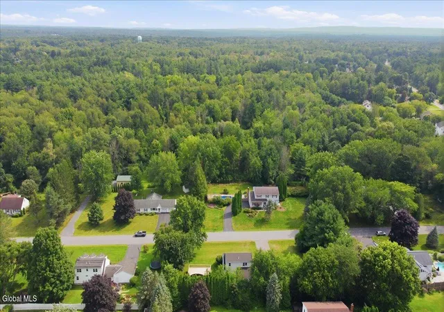 Photo 3 of Sale Pending at 34 Skaarland Dr, Ballston, NY 12027 | MLS# 202624680 | Listing updated on 2026-09-14