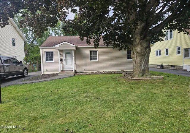 Photo 2 of Sale Pending at 612 Sanders Ave, Glenville, NY 12302 | MLS# 202624700 | Listing updated on 2026-09-19