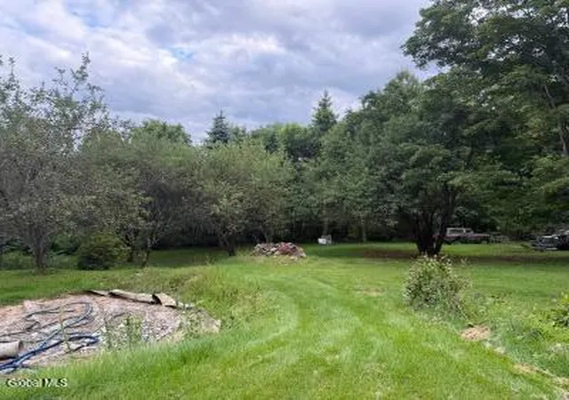 Photo 3 of Single family home for sale at 275 Witherbee Rd, Moriah, NY 12998 | MLS# 202624755 | Listing updated on 2026-08-26