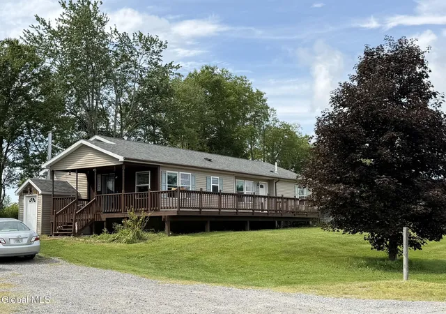 Photo 2 of Single family home for sale at 2802 County Hwy 107, Broadalbin, NY 12010 | MLS# 202624875 | Listing updated on 2026-08-31