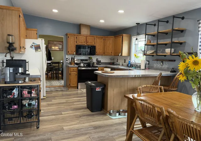 Photo 3 of Single family home for sale at 2802 County Hwy 107, Broadalbin, NY 12010 | MLS# 202624875 | Listing updated on 2026-08-31