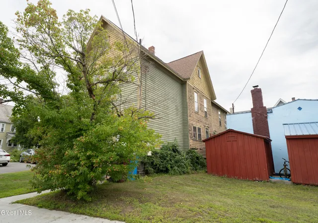Photo 3 of Sale Pending at 4 James St, Gloversville, NY 12078 | MLS# 202624729 | Listing updated on 2026-08-31