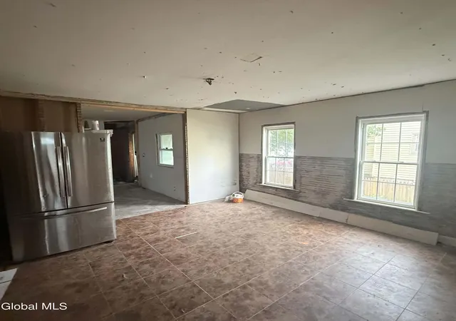 Photo 2 of Single family home for sale at 18 Walnut St, Gloversville, NY 12078 | MLS# 202624905 | Listing updated on 2026-08-28