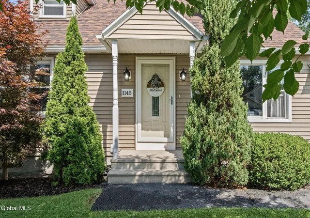 Photo 3 of Sale Pending at 1145 Barber Dr, Rotterdam, NY 12303 | MLS# 202624841 | Listing updated on 2026-08-30