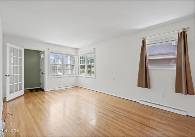Photo 4 of Sale Pending at 42 Betwood St, Albany, NY 12209 | MLS# 202624824 | Listing updated on 2026-09-05