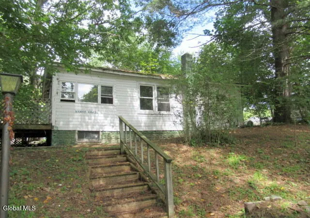 Photo 3 of Sale Pending at 3 Wagon Trl, Queensbury, NY 12804 | MLS# 202624776 | Listing updated on 2026-09-03