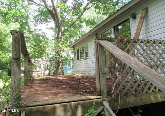 Photo 4 of Sale Pending at 3 Wagon Trl, Queensbury, NY 12804 | MLS# 202624776 | Listing updated on 2026-09-03