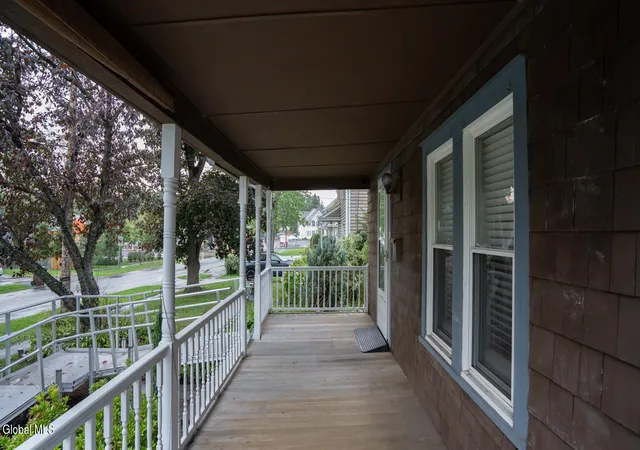 Photo 2 of Sale Pending at 8 Lincoln Ave, Bethlehem, NY 12054 | MLS# 202625015 | Listing updated on 2026-09-02