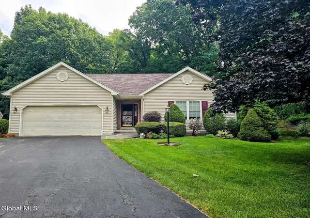 Photo 1 of Single family home for sale at 7 Cassidy Dr, Saratoga Springs, NY 12866 | MLS# 202625140 | Listing updated on 2026-09-15