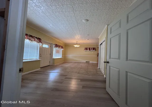Photo 3 of Single family home for sale at 1816 4th Ave, Watervliet, NY 12189 | MLS# 202624778 | Listing updated on 2026-09-10