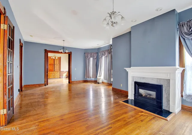 Photo 4 of Single family home for sale at 18 Grove St, Baldwinsville, NY 13027 | MLS# 202624797 | Listing updated on 2026-09-08