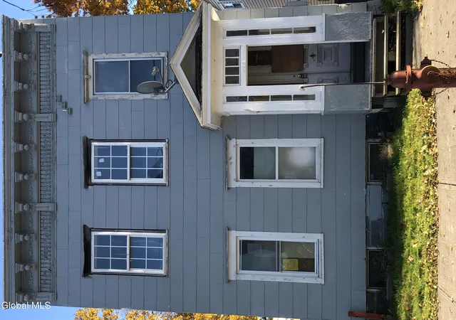 Photo 1 of Single family home for sale at 323 Hulett St, Schenectady, NY 12307 | MLS# 202625114 | Listing updated on 2026-09-08
