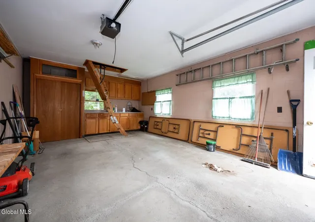 Photo 37 of Sale Pending at 565 Braintree St, Colonie, NY 12205 | MLS# 202624835 | Listing updated on 2026-08-29