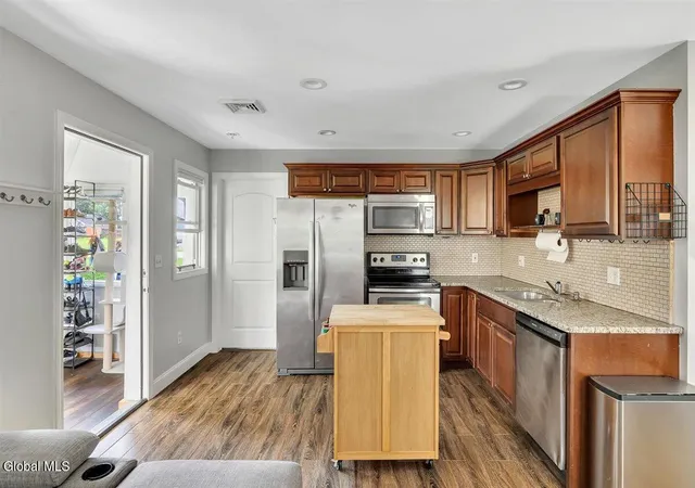 Photo 2 of Sale Pending at 112 Fairfax Ave, Schenectady, NY 12304 | MLS# 202624860 | Listing updated on 2026-09-02