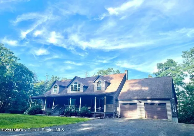 Photo 49 of Single family home for sale at 300 Hinrichsen Heights Rd, Coxsackie, NY 12051 | MLS# 202624861 | Listing updated on 2026-09-02