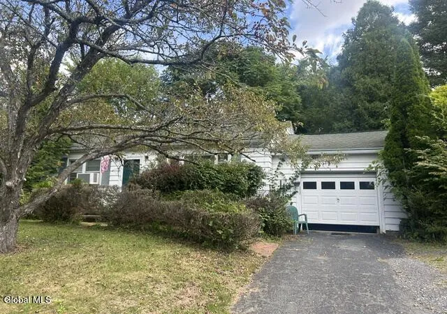 Photo 3 of Sale Pending at 2 Crescent Ln, Troy, NY 12180 | MLS# 202624907 | Listing updated on 2026-09-21
