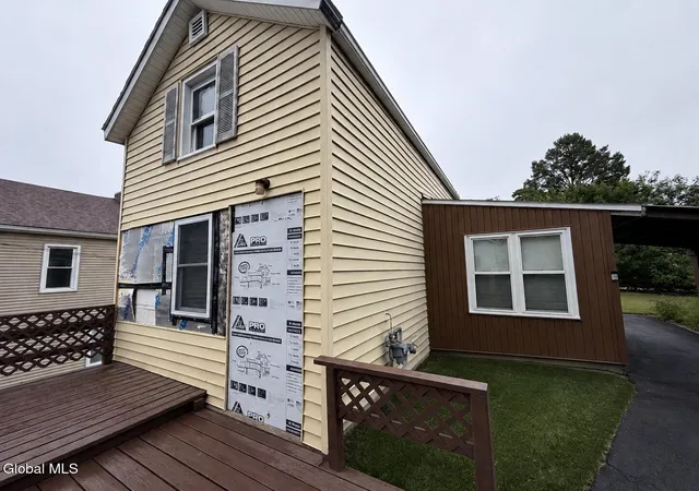 Photo 1 of Single family home for sale at 1346 4th Ave, Watervliet, NY 12189 | MLS# 202624904 | Listing updated on 2026-09-09