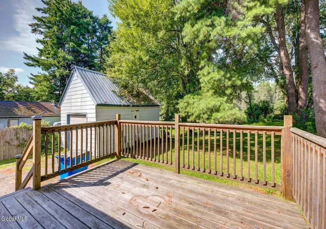 Photo 3 of Single family home for sale at 4254 New York 30, Perth, NY 12010 | MLS# 202624926 | Listing updated on 2026-08-29