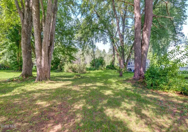 Photo 4 of Single family home for sale at 4254 New York 30, Perth, NY 12010 | MLS# 202624926 | Listing updated on 2026-08-29