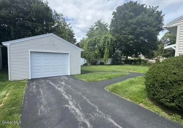 Photo 3 of Sale Pending at 25 Pawling Ave, Halfmoon, NY 12118 | MLS# 202624927 | Listing updated on 2026-08-31
