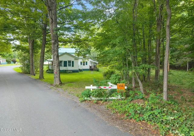 Photo 2 of Sale Pending at 150 Pleasant Valley Rd, Fulton, NY 12071 | MLS# 202624924 | Listing updated on 2026-09-04