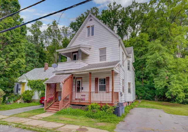 Photo 1 of Sale Pending at 176 Florida Ave, Amsterdam, NY 12010 | MLS# 202625024 | Listing updated on 2026-09-01