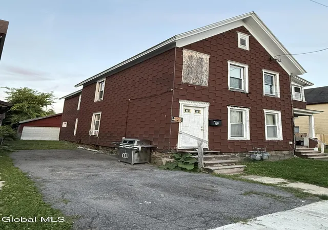 Photo 3 of Multi family home for sale at 176 N Arlington Ave, Gloversville, NY 12078 | MLS# 202625037 | Listing updated on 2026-08-29