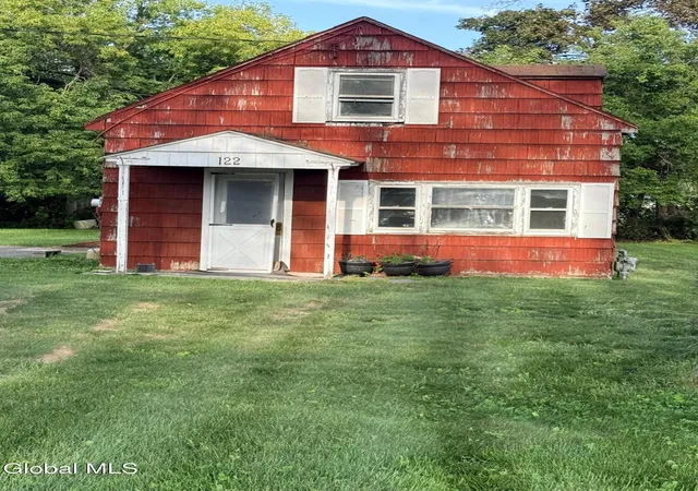 Photo 3 of Single family home for sale at 122 North St, Kingsbury, NY 12839 | MLS# 202624993 | Listing updated on 2026-08-29