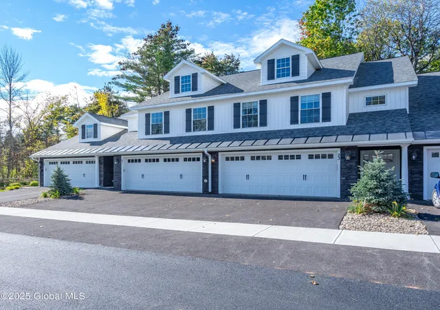 Photo 2 of Condo for sale at 143 Carriage Blvd, Rotterdam, NY 12306 | MLS# 202625038 | Listing updated on 2026-08-28