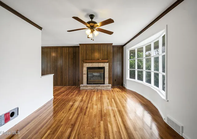 Photo 3 of Sale Pending at 2199 Webster Dr, Niskayuna, NY 12309 | MLS# 202625042 | Listing updated on 2026-09-01