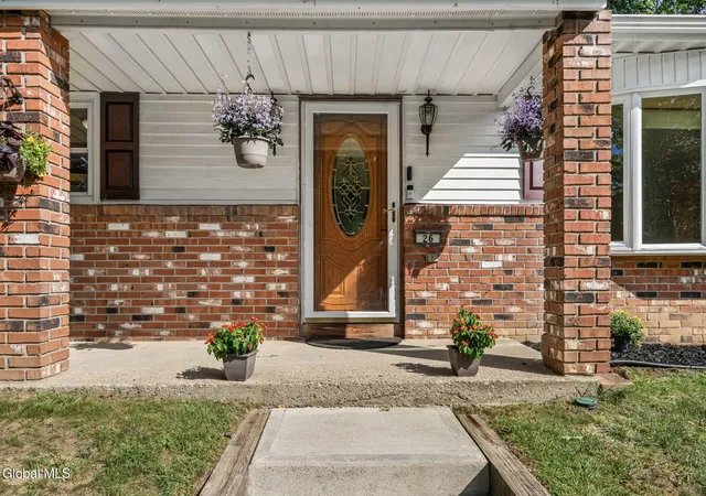 Photo 3 of Sale Pending at 26 Appletree Ln, Clifton Park, NY 12065 | MLS# 202625075 | Listing updated on 2026-09-02
