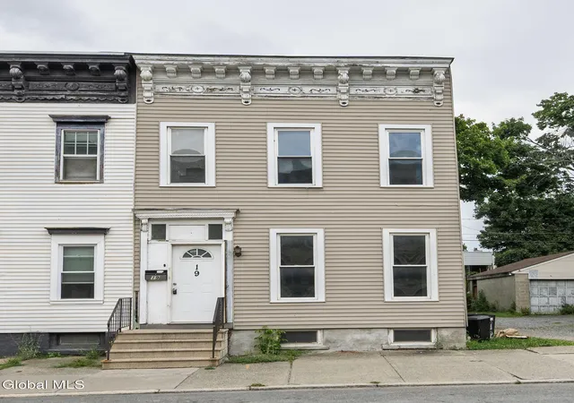 Photo 1 of Single family home for sale at 19 N Lake Ave, Albany, NY 12203 | MLS# 202625050 | Listing updated on 2026-09-14
