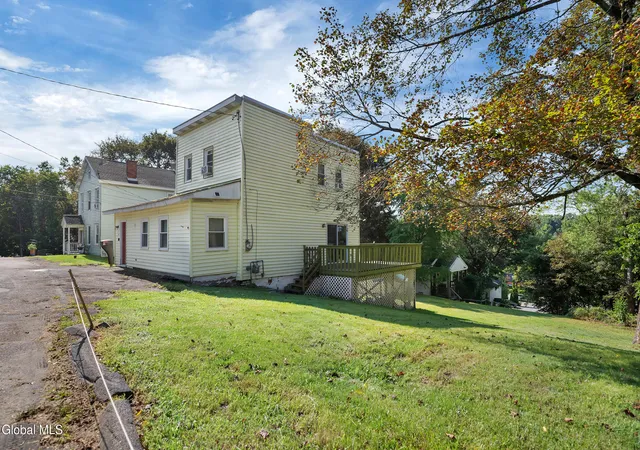 Photo 3 of Single family home for sale at 16 Billings Ave, Troy, NY 12180 | MLS# 202625059 | Listing updated on 2026-08-30