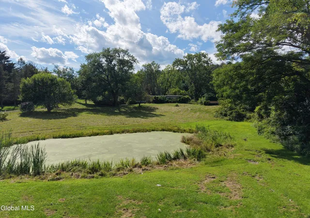Photo 7 of Single family home for sale at 211 Roberts Hill Rd, New Baltimore, NY 12192 | MLS# 202625051 | Listing updated on 2026-08-30