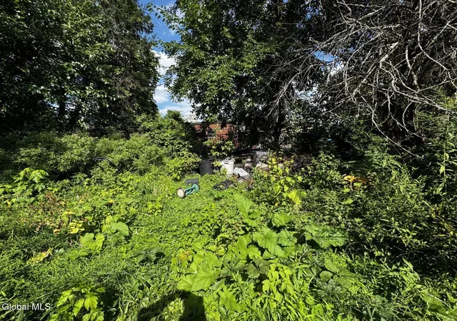 Photo 2 of Single family home for sale at 51 Slingerland St, Albany, NY 12202 | MLS# 202625067 | Listing updated on 2026-09-16