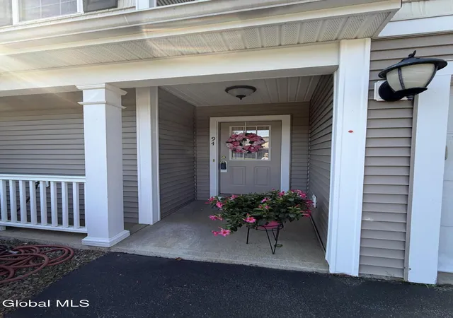 Photo 3 of Condo for sale at 94 Annabelle Pl, Rotterdam, NY 12306 | MLS# 202625072 | Listing updated on 2026-09-18