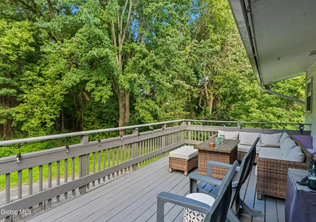 Photo 4 of Single family home for sale at 1 Woodin Rd, Halfmoon, NY 12065 | MLS# 202625077 | Listing updated on 2026-08-31