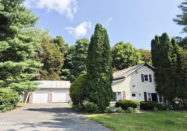 Photo 3 of Single family home for sale at 13 Dugan Hill Rd, Mechanicville, NY 12118 | MLS# 202625088 | Listing updated on 2026-09-15