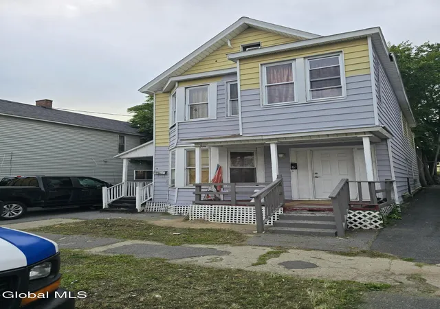 Photo 1 of House for sale at 4 Hawk St, Schenectady, NY 12307 | MLS# 202625128 | Listing updated on 2026-09-04