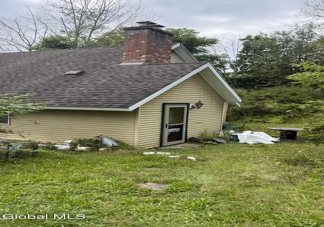 Photo 1 of Sale Pending at 9 Victor Ln, Averill Park, NY 12018 | MLS# 202625144 | Listing updated on 2026-09-03