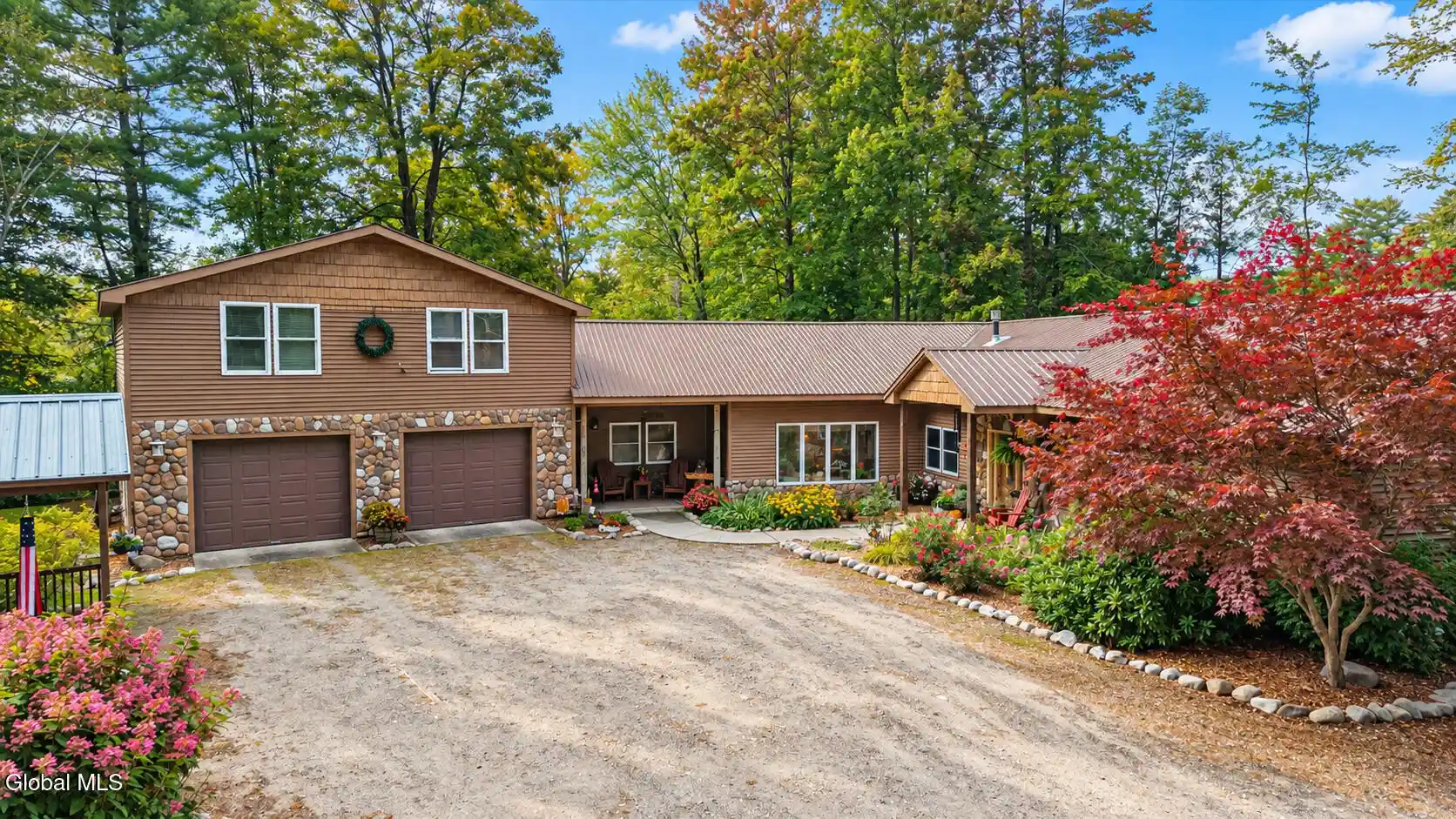 Photo 1 of Single family home for sale at 4255 4259 Glendale Rd, Pottersville, NY 12860 | MLS# 202627288 | Listing updated on 2026-10-08
