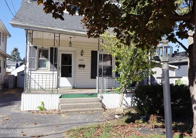 Photo 1 of Single family home for sale at 2513 Barton Ave, Schenectady, NY 12306 | MLS# 202627826 | Listing updated on 2026-10-23